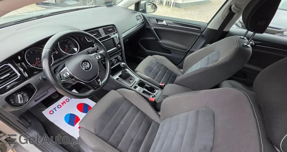 VOLKSWAGEN Golf 1.4 TSI BMT Highline Perfectline