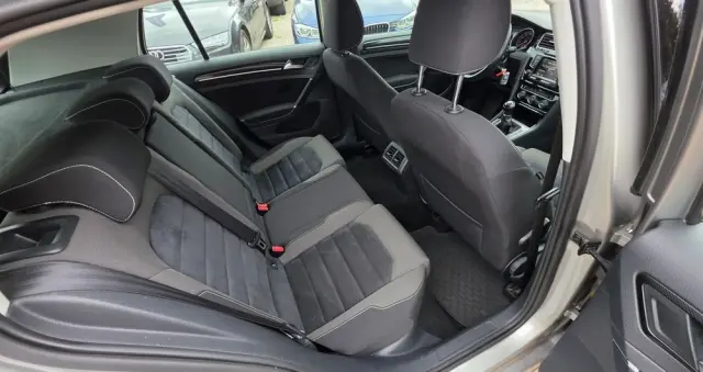 VOLKSWAGEN Golf 1.4 TSI BMT Highline Perfectline
