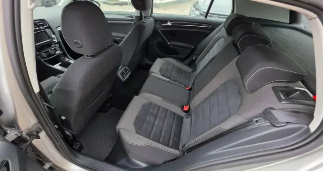VOLKSWAGEN Golf 1.4 TSI BMT Highline Perfectline