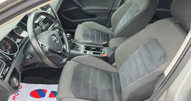 VOLKSWAGEN Golf 1.4 TSI BMT Highline Perfectline