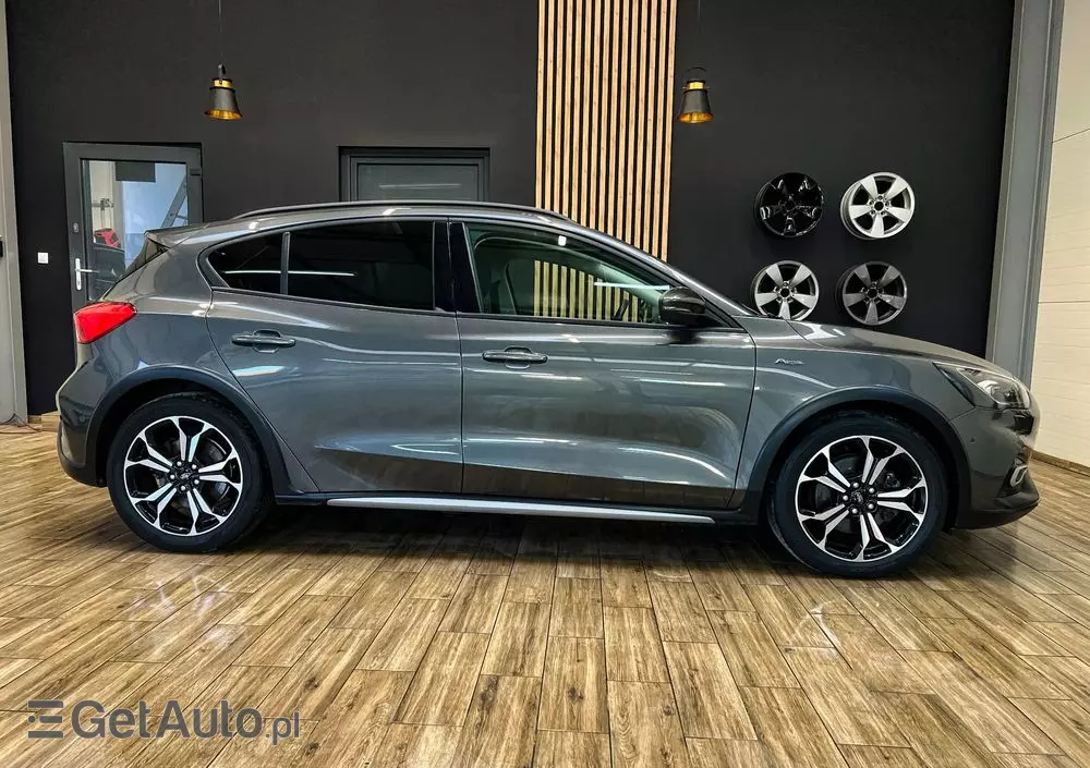 FORD Focus 1.5 EcoBoost Start-Stopp-System ACTIVE