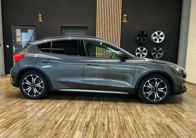 FORD Focus 1.5 EcoBoost Start-Stopp-System ACTIVE