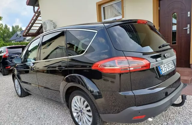 FORD S-MAX 