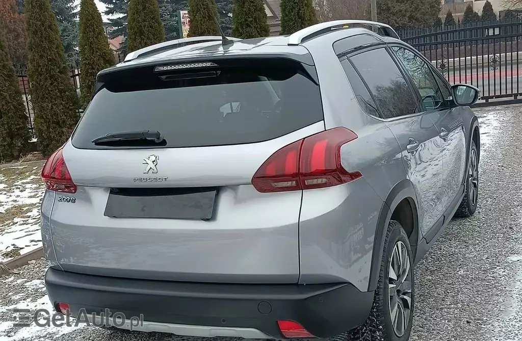 PEUGEOT 2008 