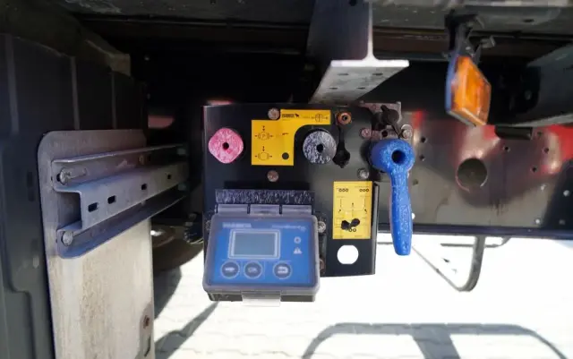 SCHMITZ CARGOBULL IRANKA / JOLODA / TRAILERLODA /  VARIOS / 385/55 R22,5 /  DACH PODNOSZONY 