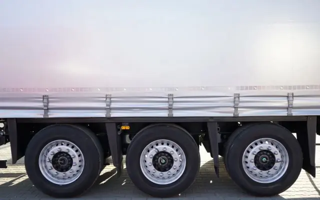 SCHMITZ CARGOBULL IRANKA / JOLODA / TRAILERLODA /  VARIOS / 385/55 R22,5 /  DACH PODNOSZONY 