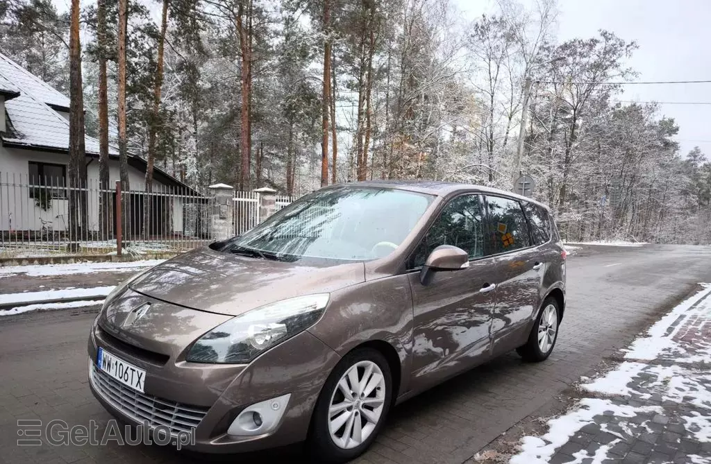 RENAULT Scenic 