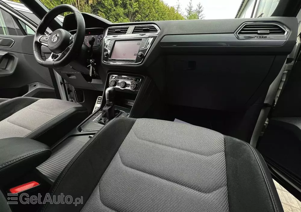 VOLKSWAGEN Tiguan 2.0 TDI SCR DSG R-Line