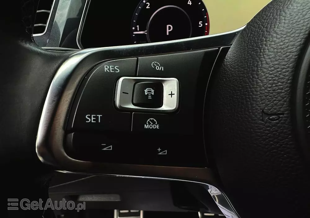 VOLKSWAGEN Tiguan 2.0 TDI SCR DSG R-Line