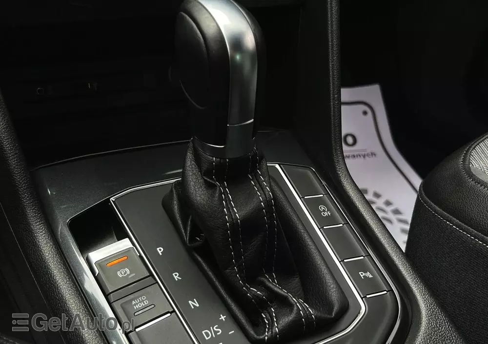 VOLKSWAGEN Tiguan 2.0 TDI SCR DSG R-Line