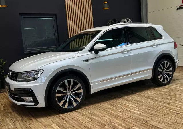 VOLKSWAGEN Tiguan 2.0 TDI SCR DSG R-Line
