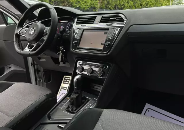 VOLKSWAGEN Tiguan 2.0 TDI SCR DSG R-Line