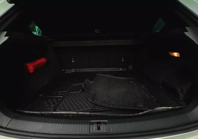 VOLKSWAGEN Tiguan 2.0 TDI SCR DSG R-Line