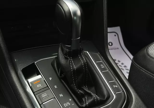 VOLKSWAGEN Tiguan 2.0 TDI SCR DSG R-Line