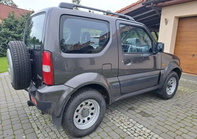 SUZUKI Jimny Style