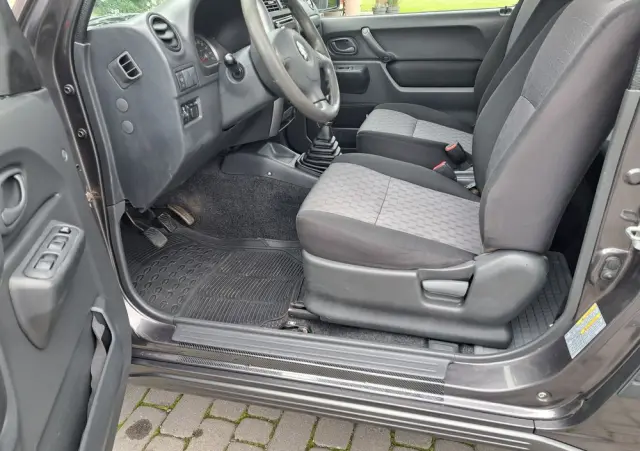 SUZUKI Jimny Style