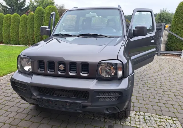 SUZUKI Jimny Style