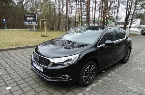DS 4 
