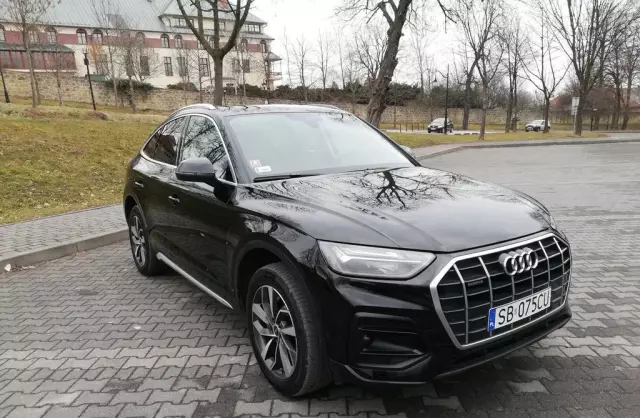 AUDI Q5 