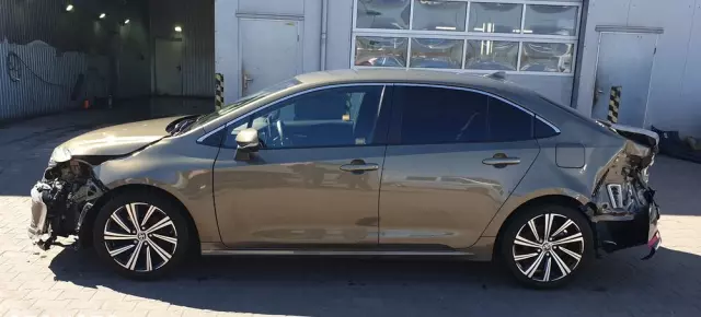 TOYOTA Corolla 1.5 Comfort