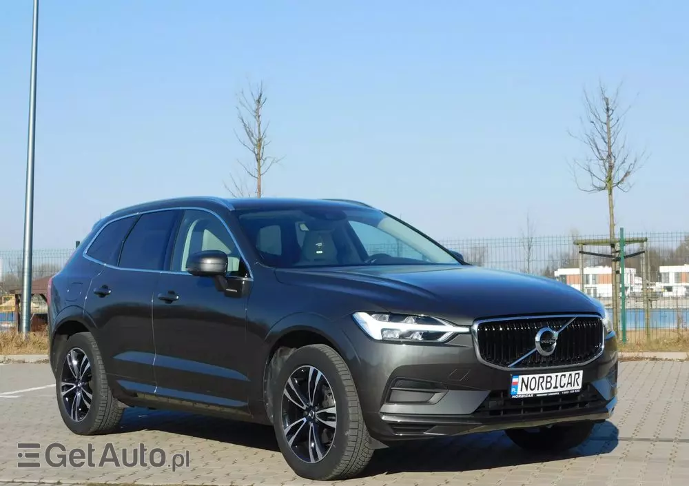 VOLVO XC 60 D4 Momentum Pro