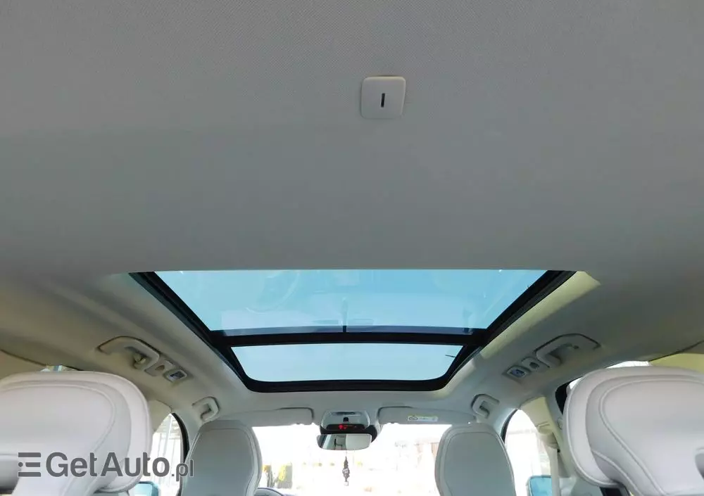 VOLVO XC 60 D4 Momentum Pro