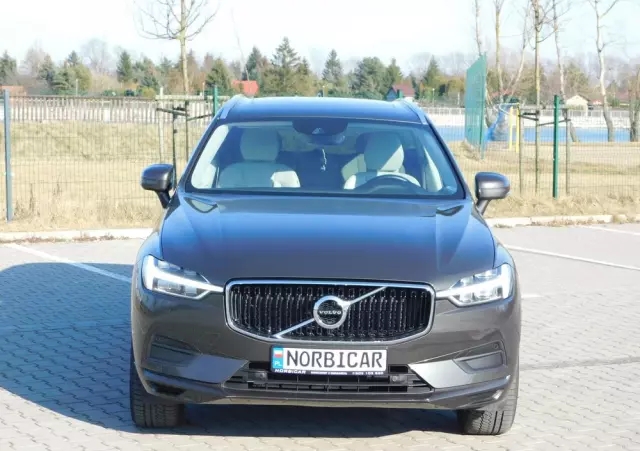 VOLVO XC 60 D4 Momentum Pro