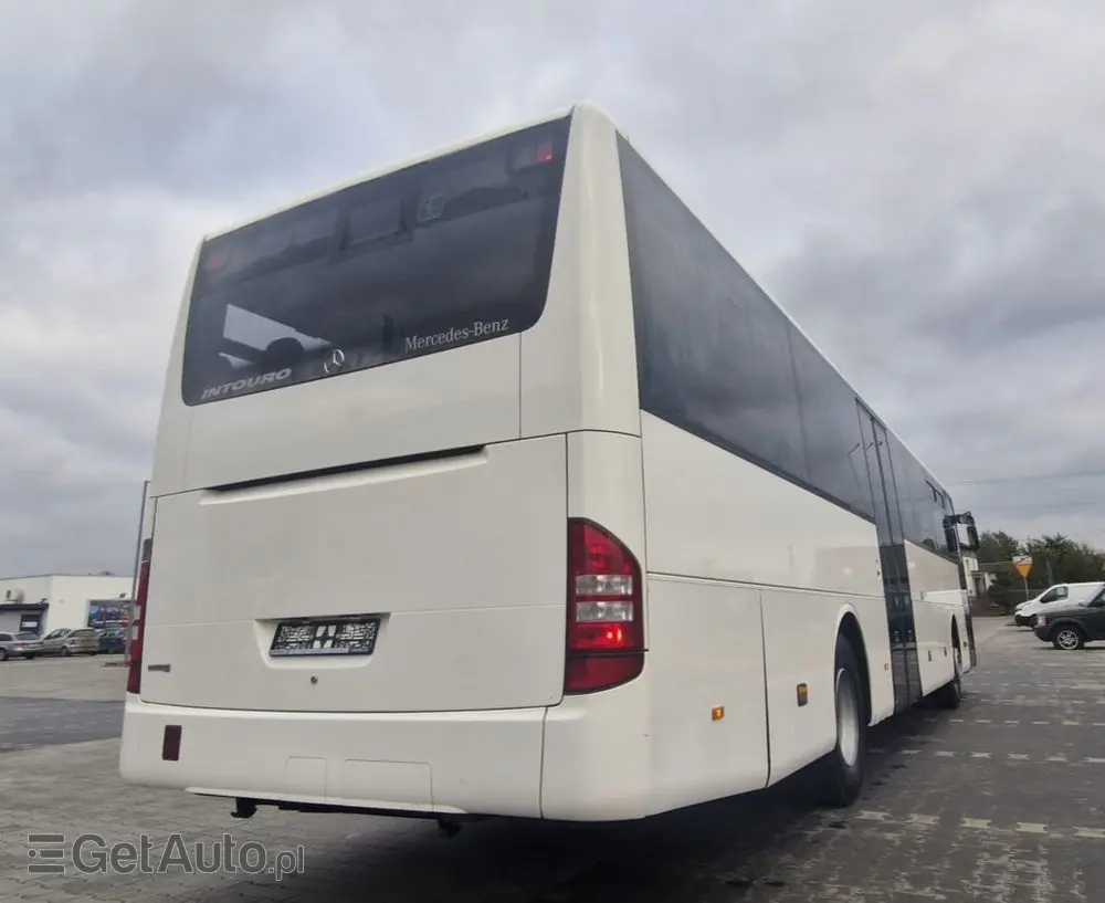 MERCEDES-BENZ INTOURO 