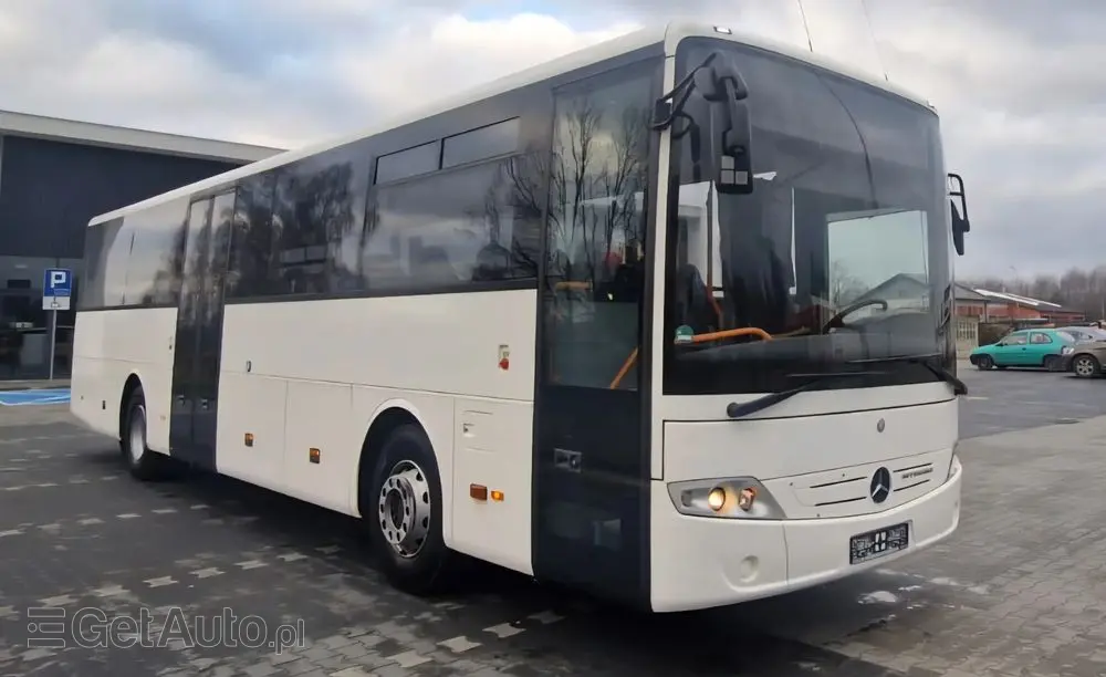 MERCEDES-BENZ INTOURO 