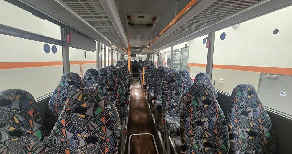 MERCEDES-BENZ INTOURO 