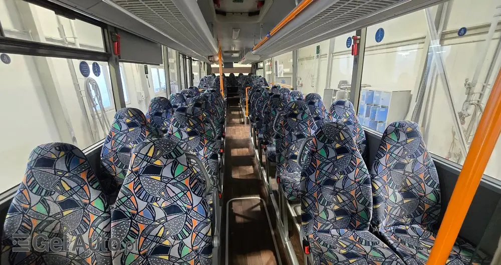 MERCEDES-BENZ INTOURO 