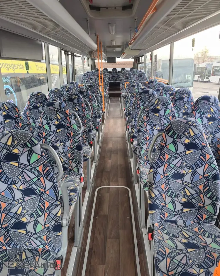 MERCEDES-BENZ INTOURO 