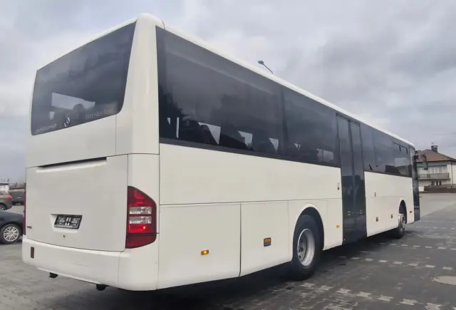 MERCEDES-BENZ INTOURO 