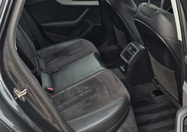 AUDI A4 Avant 2.0 TDI S tronic quattro sport