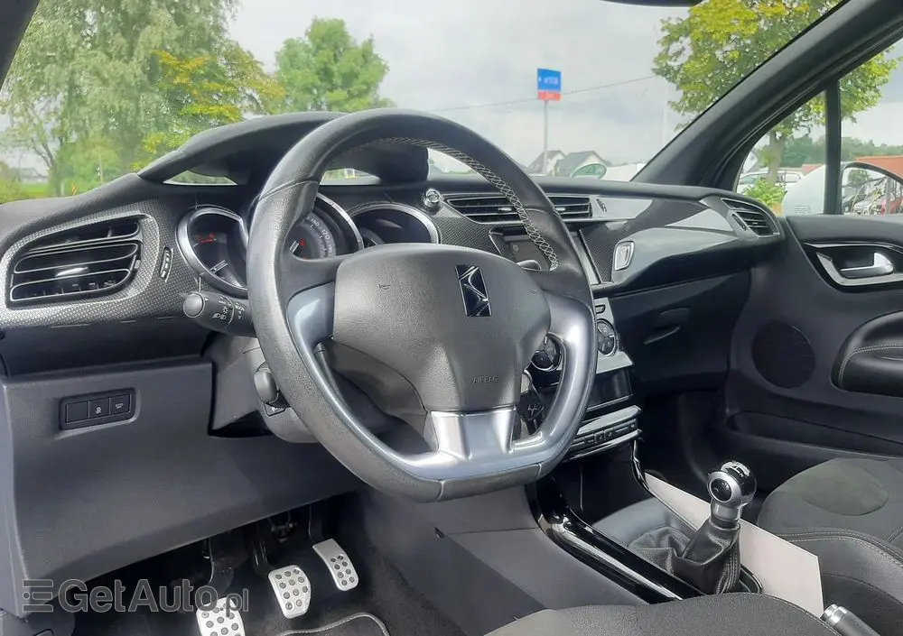 DS AUTOMOBILES DS 3 