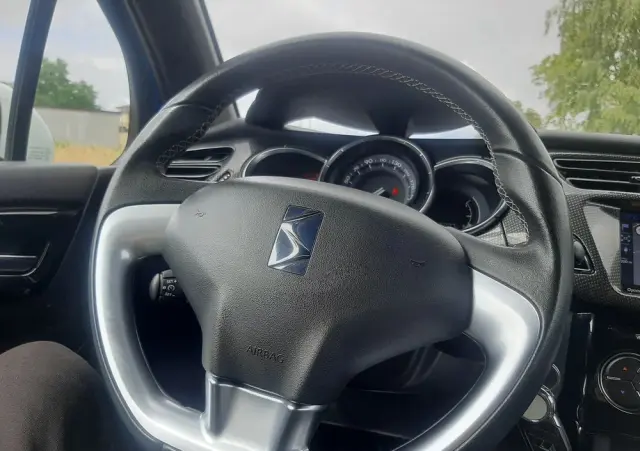DS AUTOMOBILES DS 3 