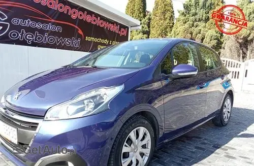 PEUGEOT 208 