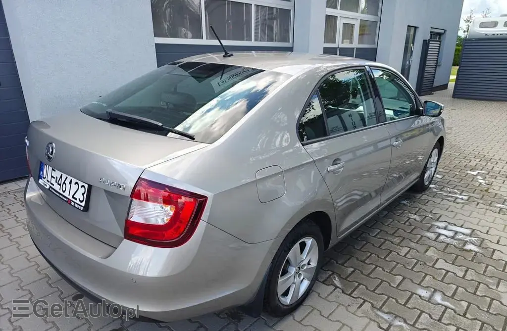 SKODA Rapid 