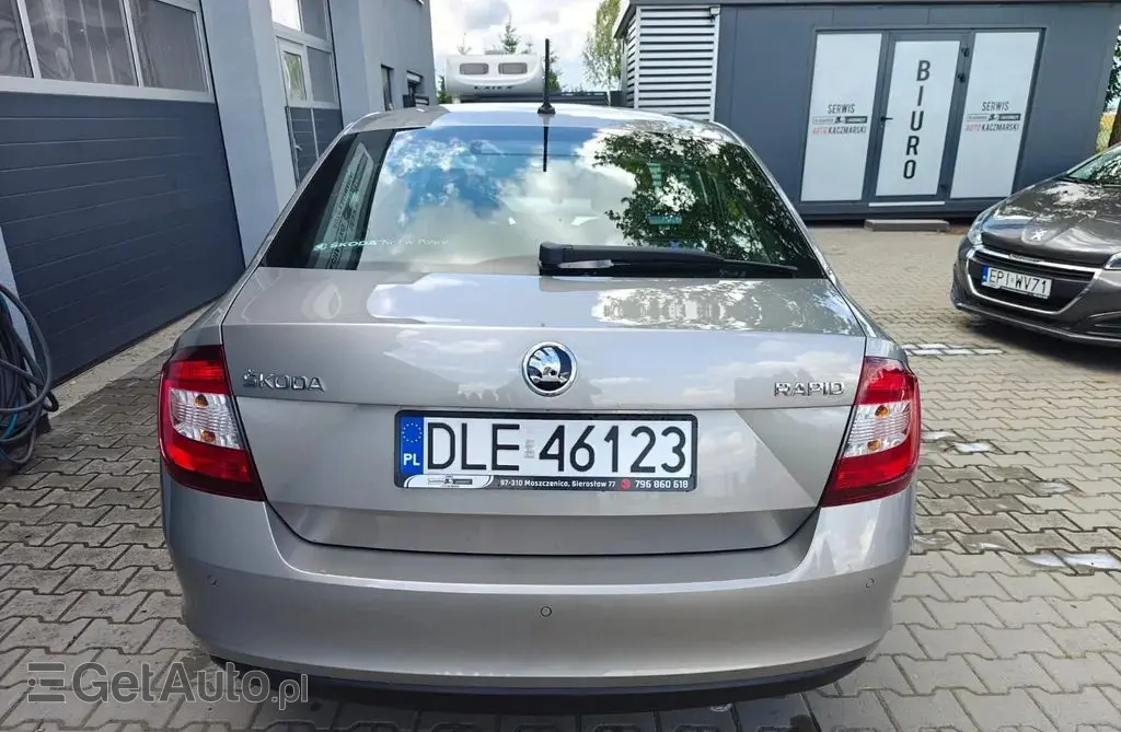 SKODA Rapid 
