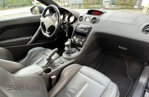 PEUGEOT RCZ 