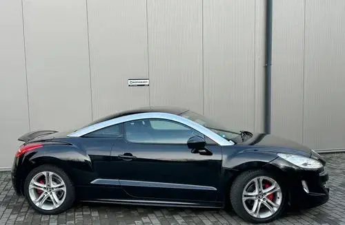 PEUGEOT RCZ 