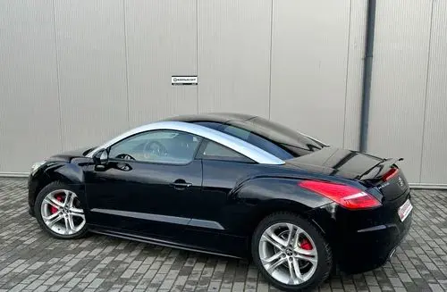 PEUGEOT RCZ 