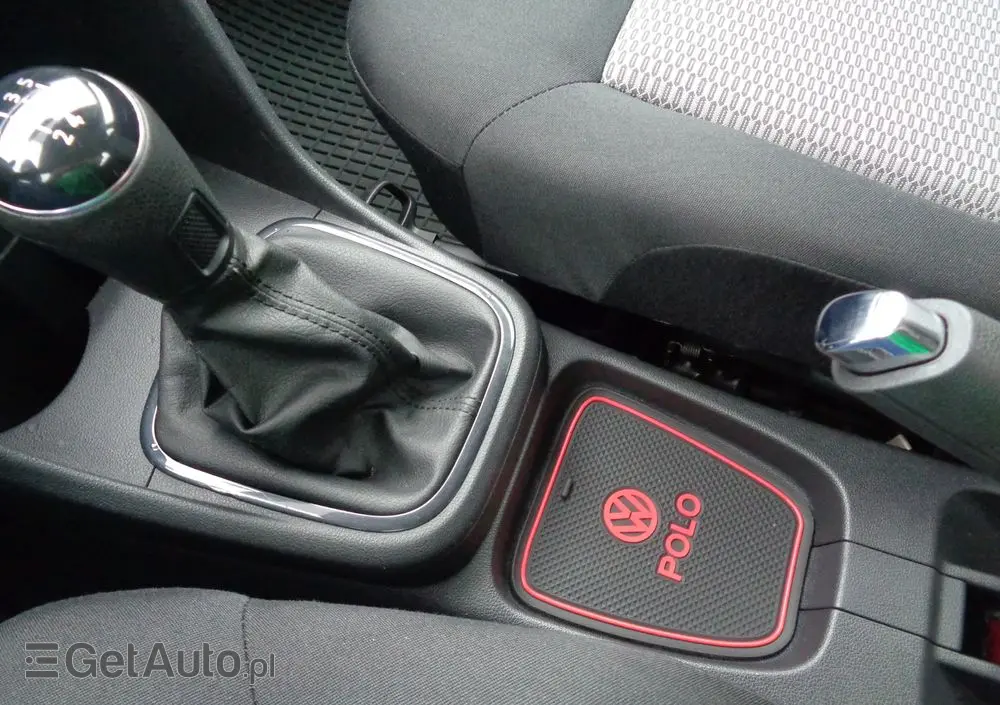 VOLKSWAGEN Polo 1.2 12V Sportline