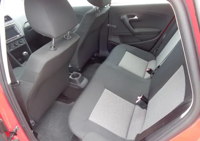 VOLKSWAGEN Polo 1.2 12V Sportline