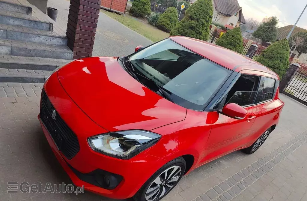 SUZUKI Swift 