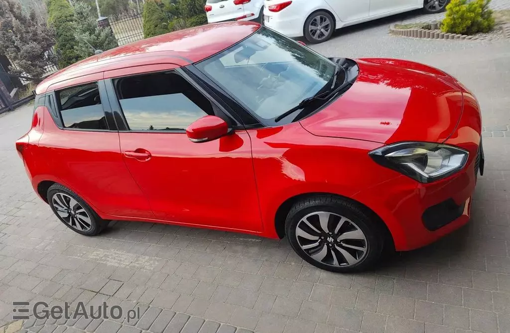 SUZUKI Swift 