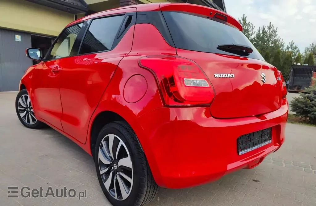 SUZUKI Swift 