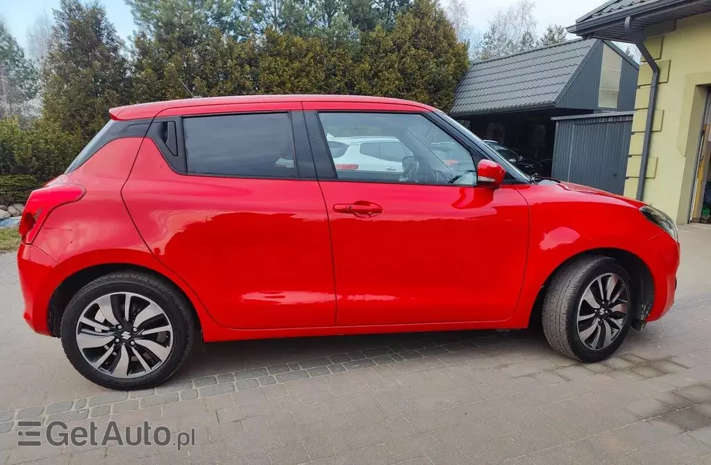 SUZUKI Swift 