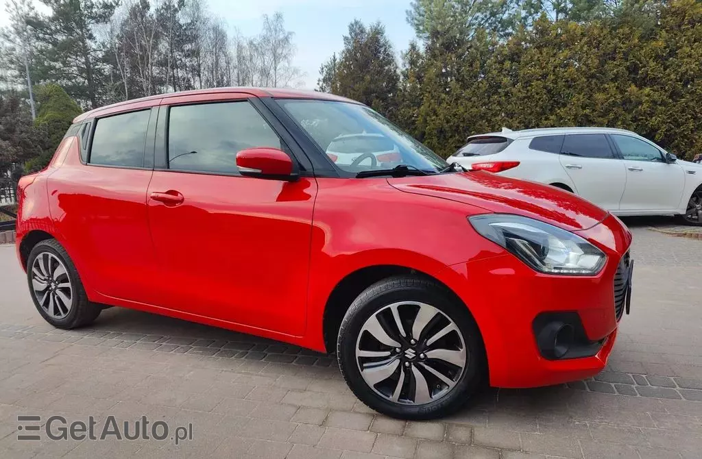 SUZUKI Swift 