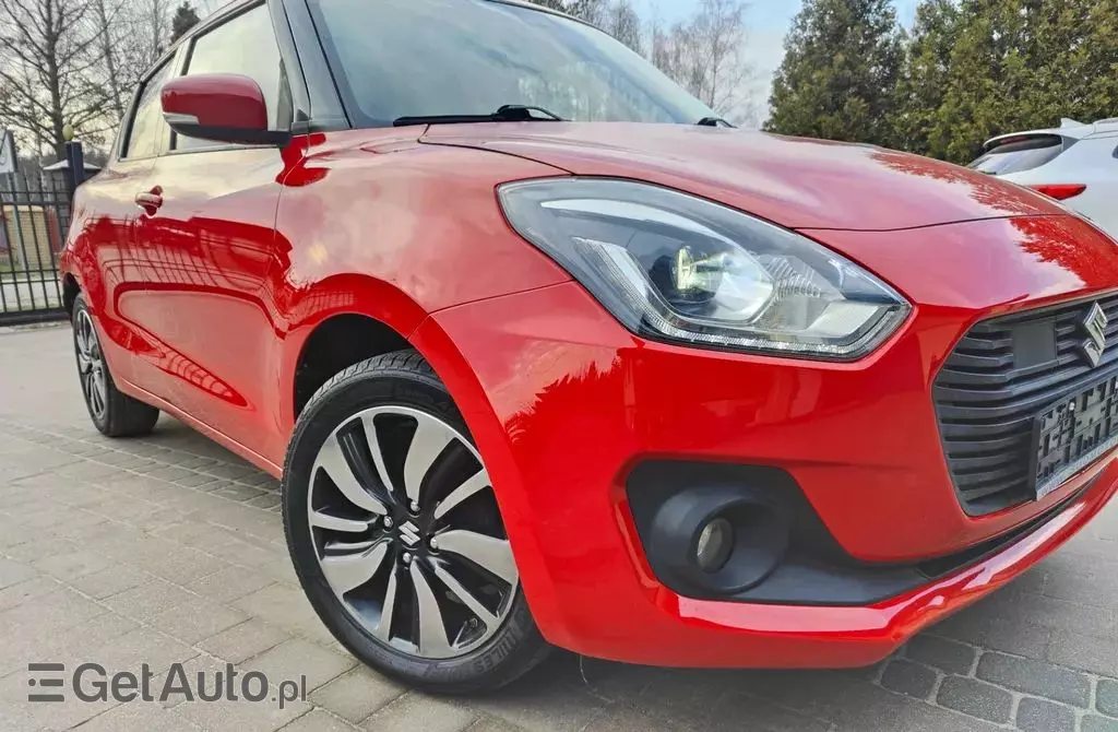 SUZUKI Swift 